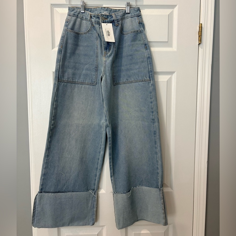 LE LIS Collection High Waisted Wide Leg Cuffed Jeans – NWT – Size Medium